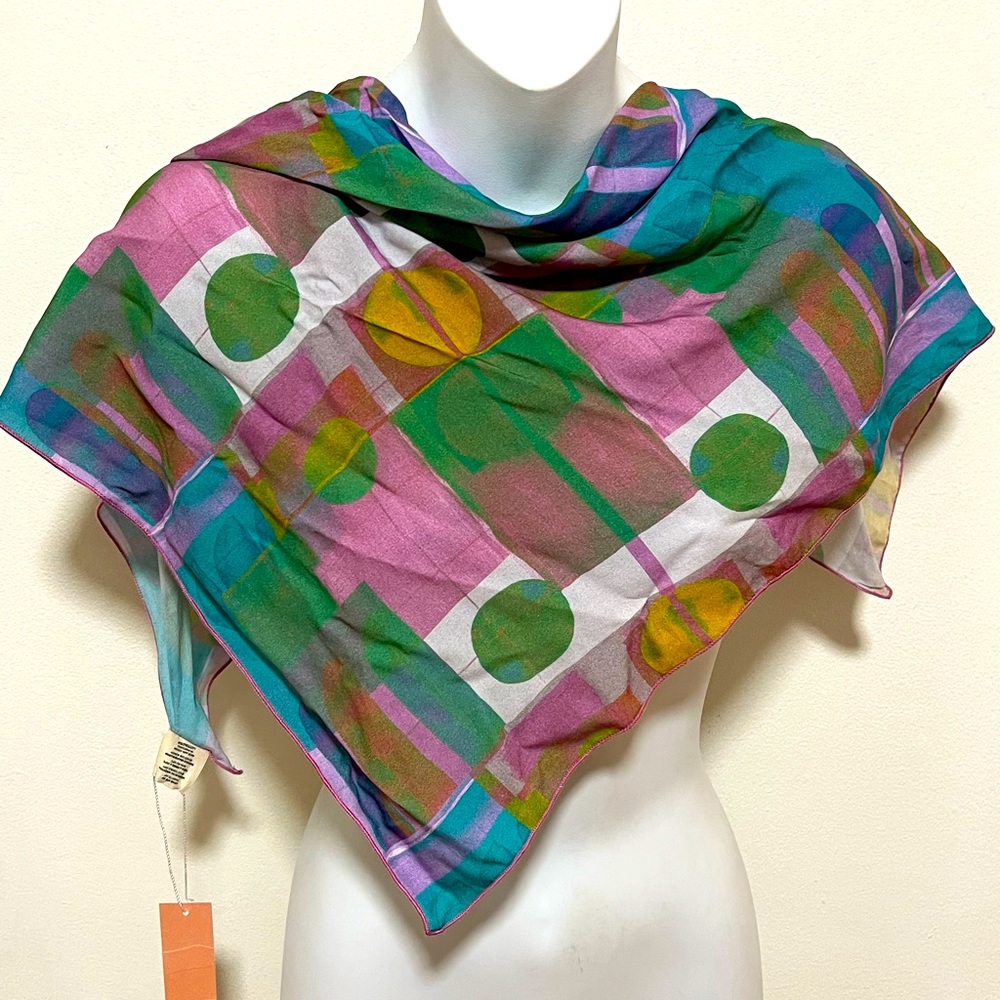 Modern bamboo scarf